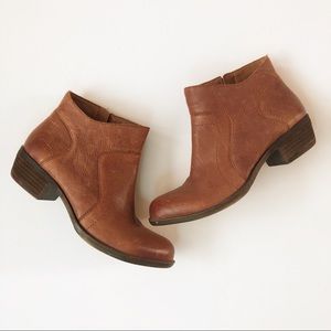 Lucky Brand Brolley Booties